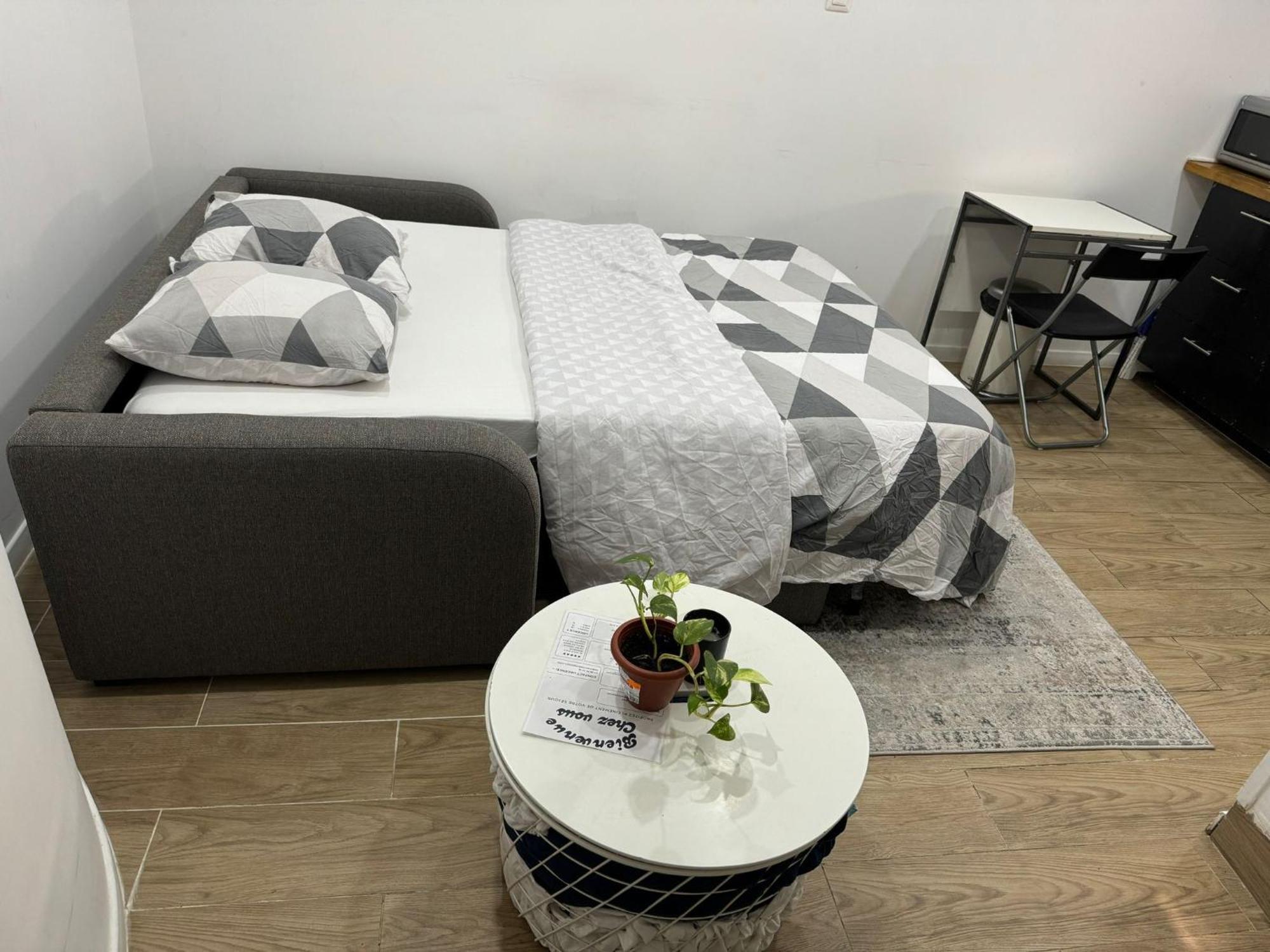 Cosy Au Coeur De 11e Appartamento *
